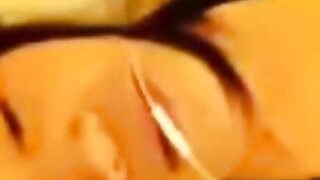 یک صحنه سینه متوسط ​​با کیسی کالبرت سگس مادر وپسر جذاب از Brazzers