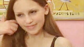 صحنه ای از باشگاه با دوره های شگفت انگیز Eva Courses و Lean Bianca از Brazzers سسگس